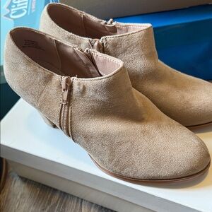 Journee Collection Beige Suede Ankle Booties